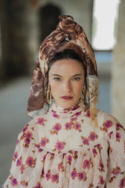 Brown Gold | רקמה צעיף